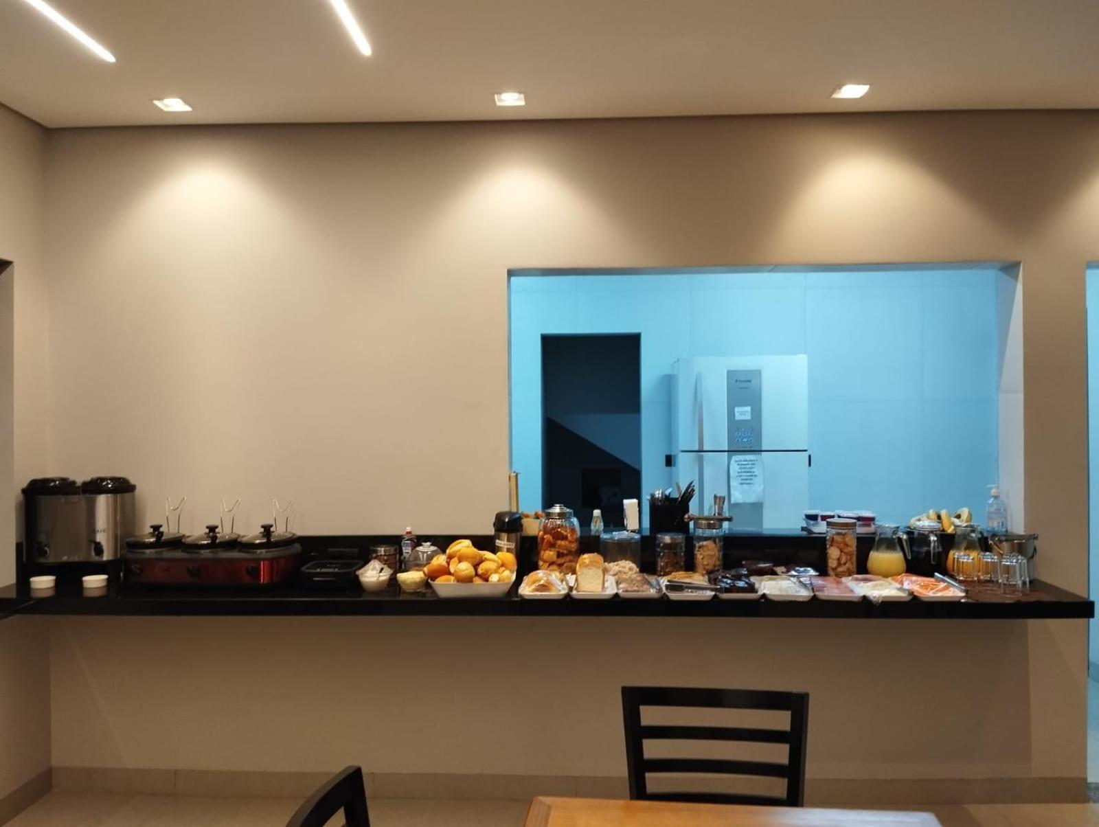 Hotel Maranhao Ourinhos Buitenkant foto